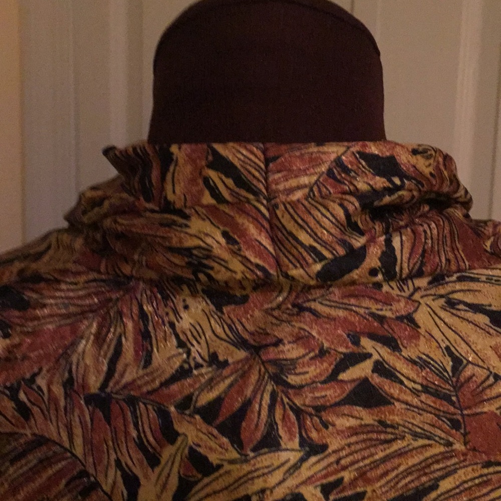 New custom made blouse - Picture 4 of 6